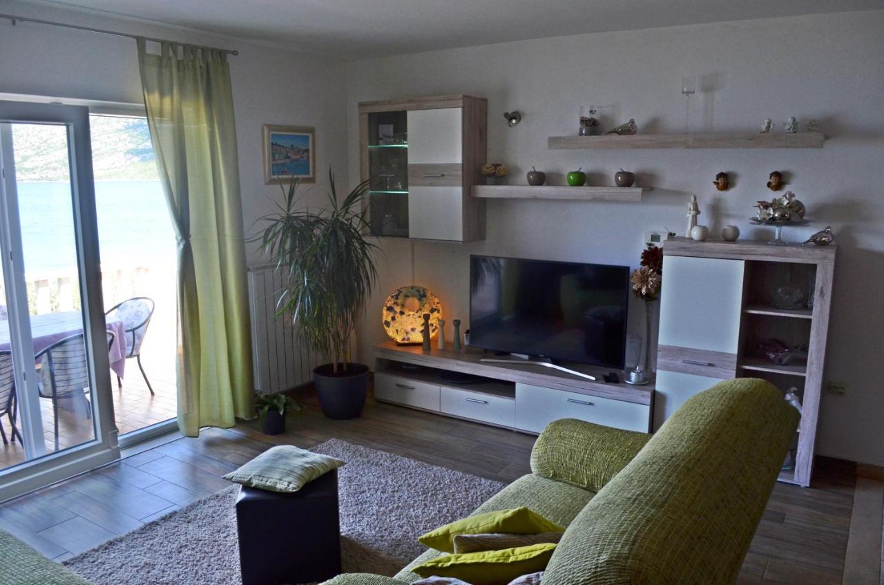Apartments Rina - Kneze Račišće 외부 사진