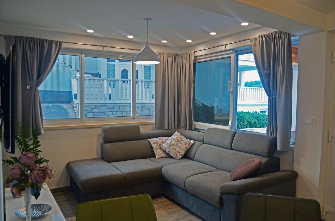 Apartments Rina - Kneze Račišće 외부 사진