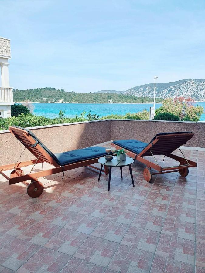 Apartments Rina - Kneze Račišće 외부 사진