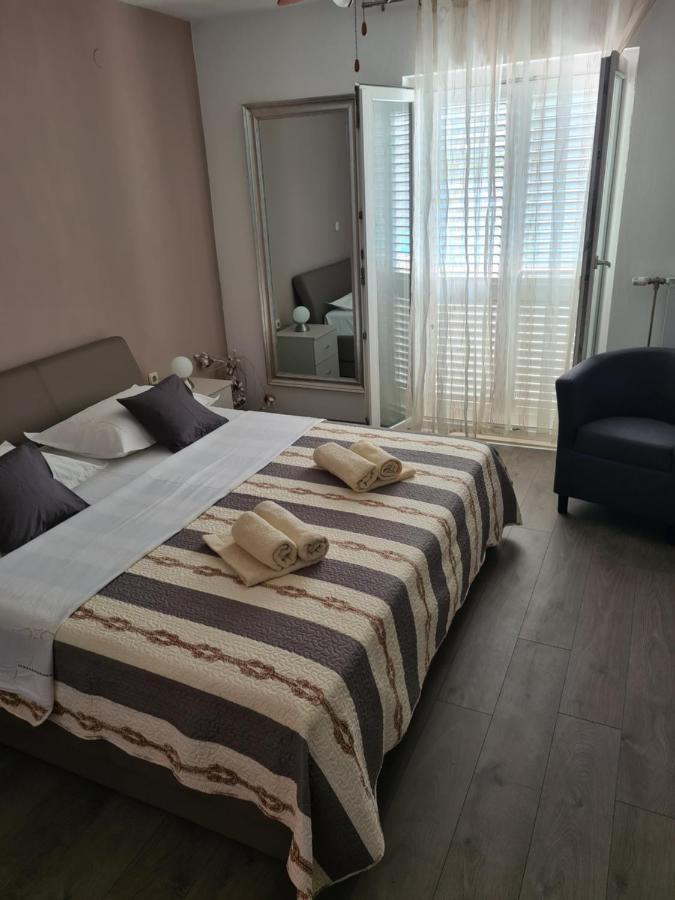 Apartments Rina - Kneze Račišće 객실 사진