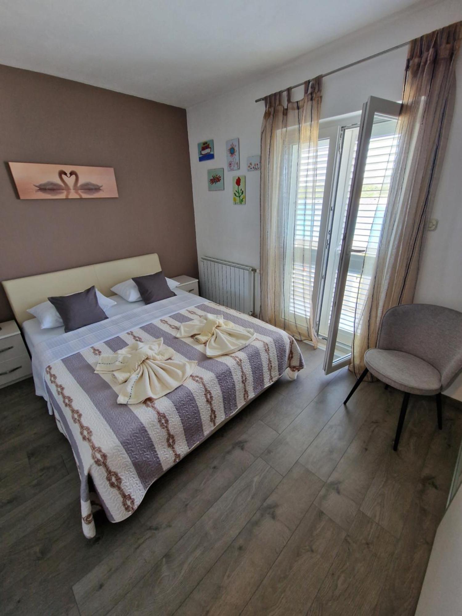 Apartments Rina - Kneze Račišće 객실 사진