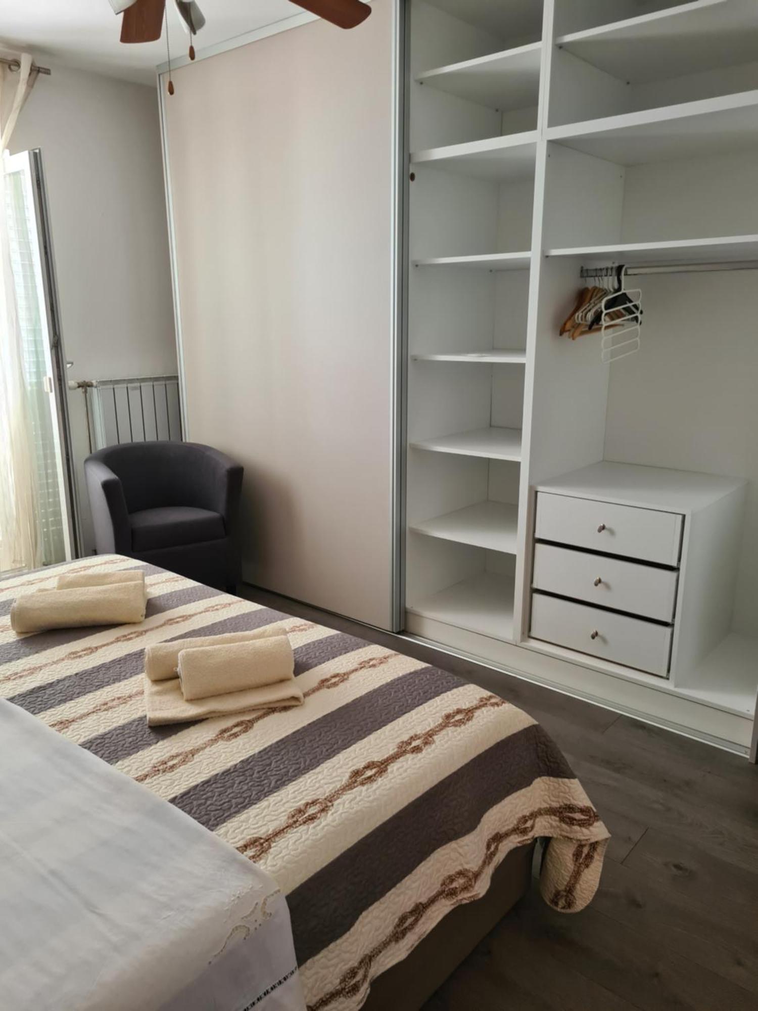 Apartments Rina - Kneze Račišće 객실 사진