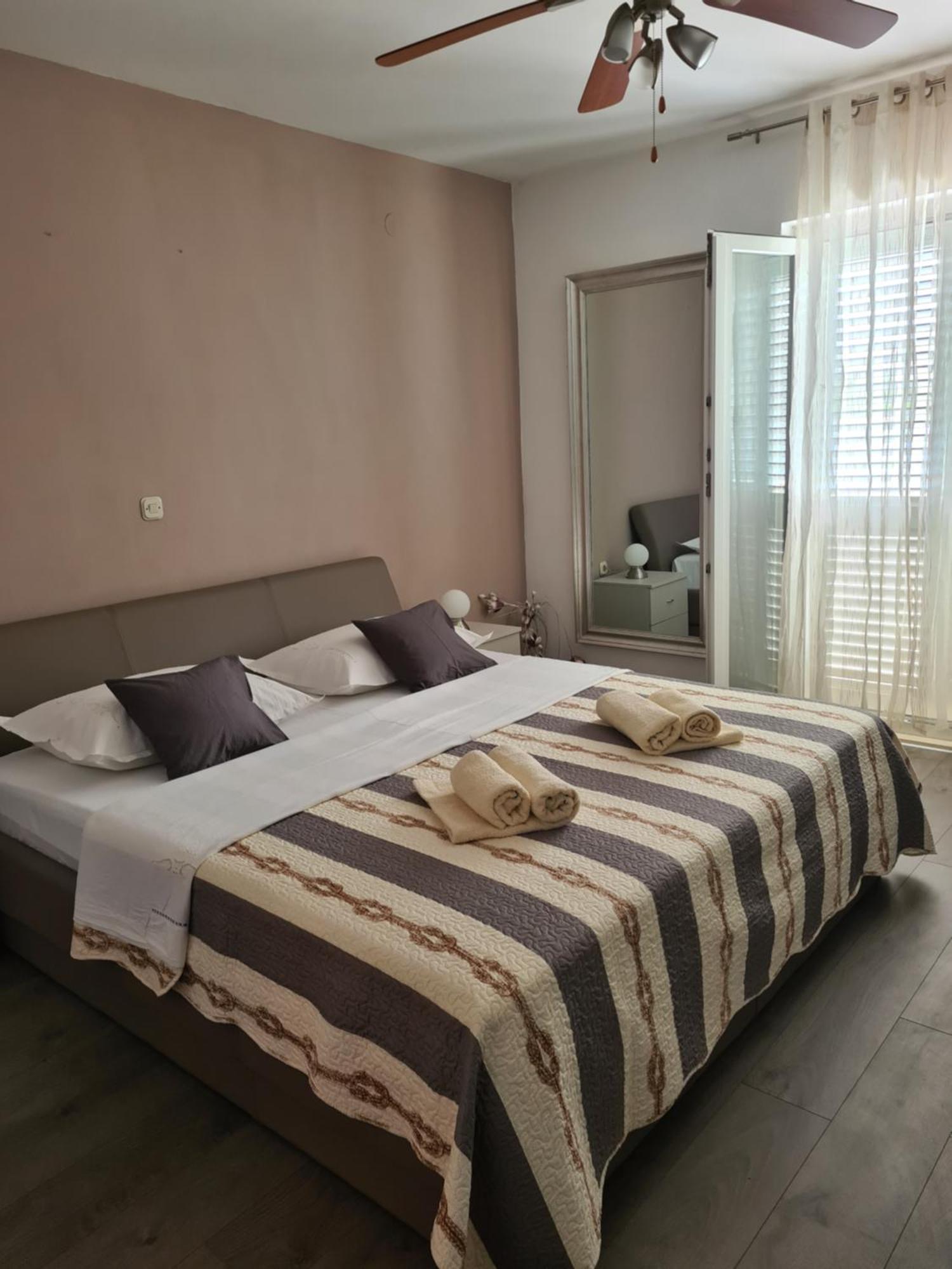 Apartments Rina - Kneze Račišće 객실 사진